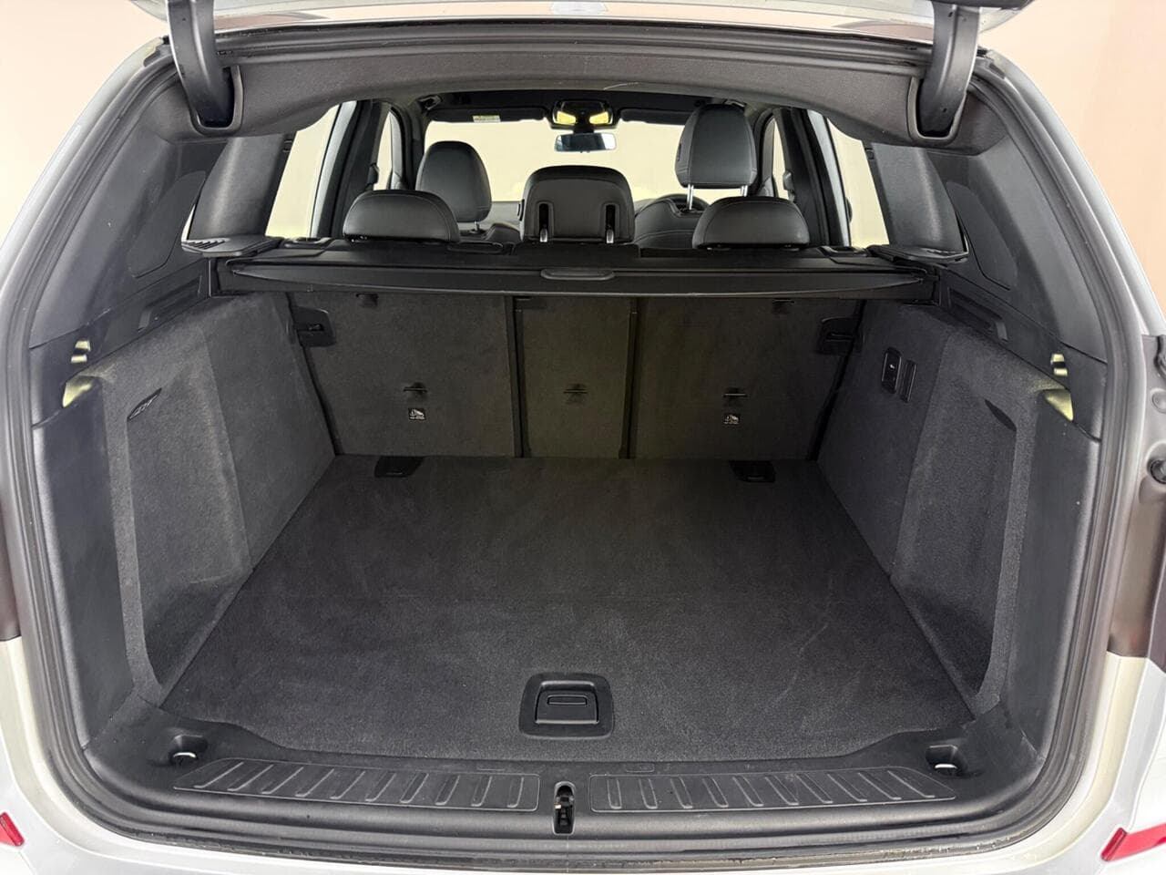 BMW X3 thumbnail Boot