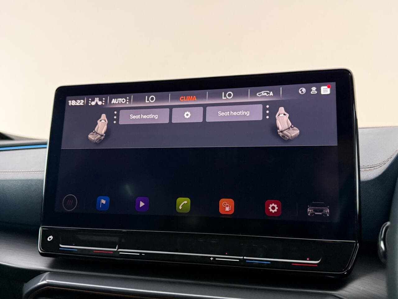 CUPRA Formentor thumbnail Infotainment System