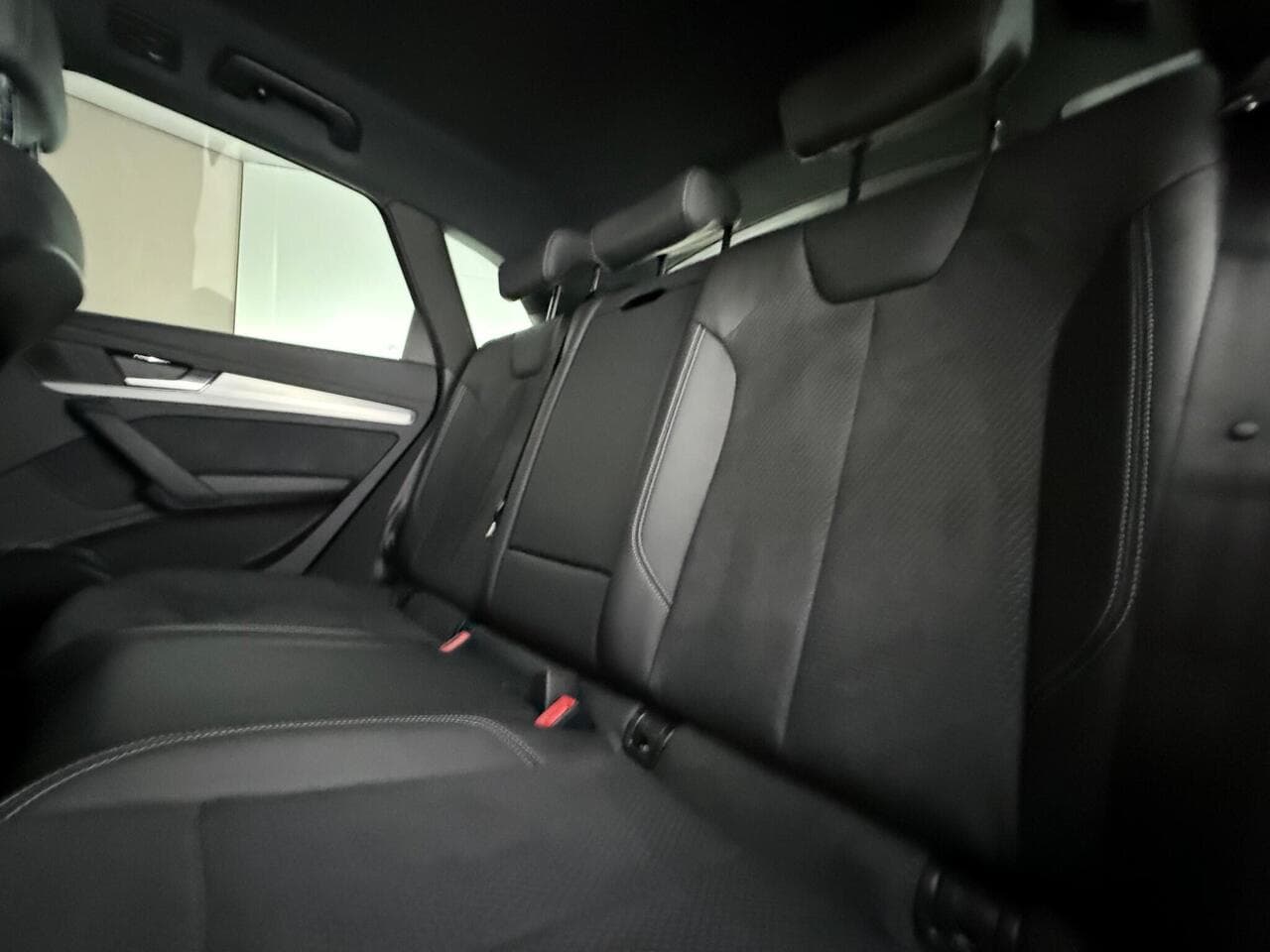 Audi Q5 thumbnail Seats Rear