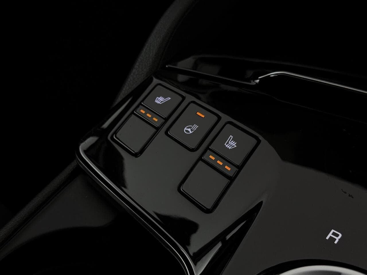 Kia Sportage thumbnail Misc Controls