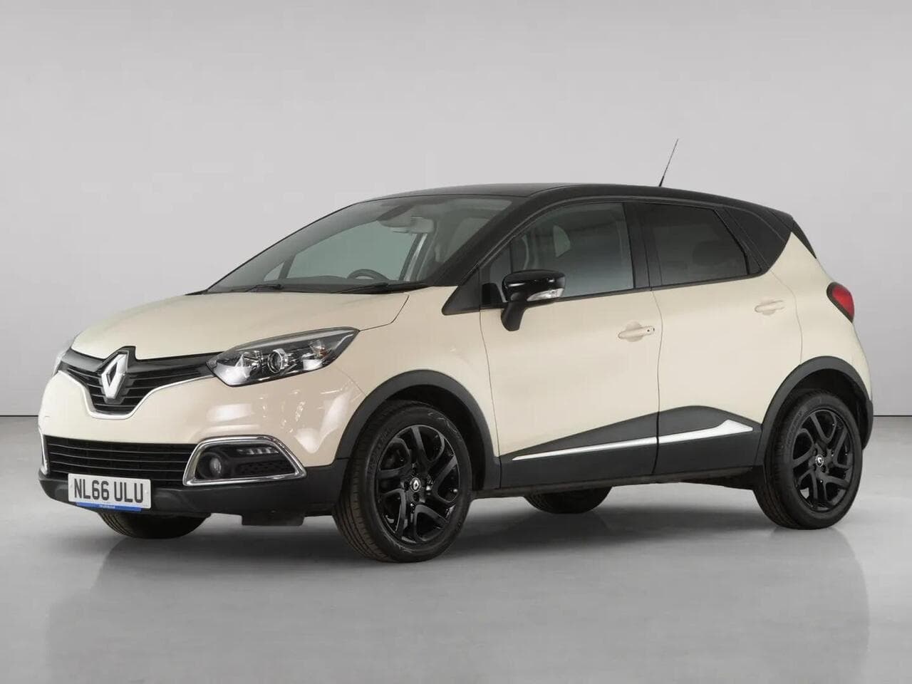 Renault Captur thumbnail Front Left