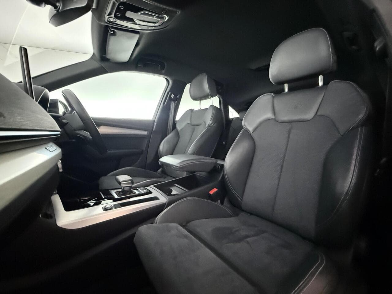 Audi Q5 thumbnail Seat Front Passenger