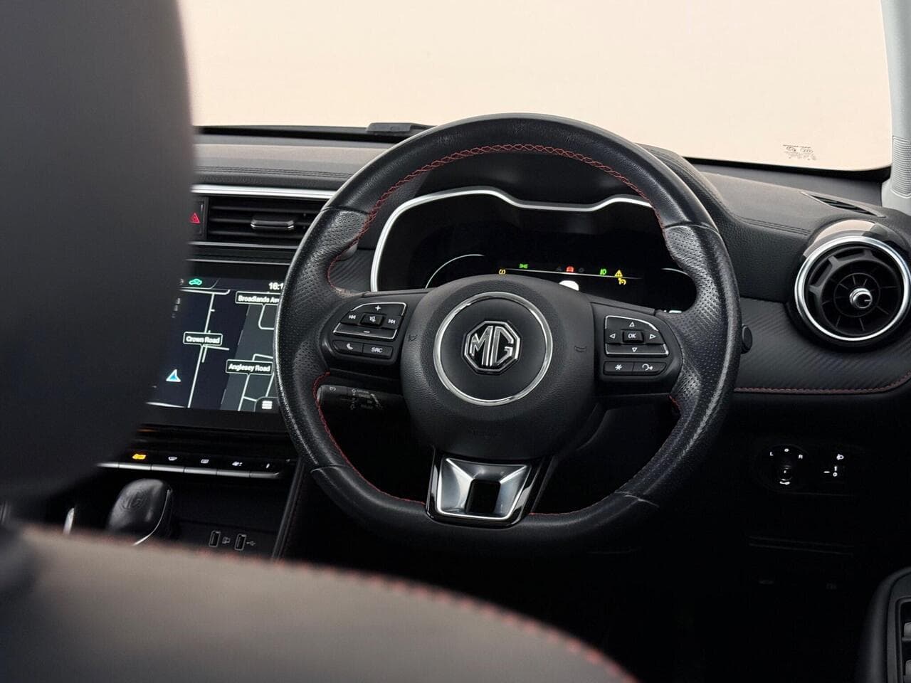 MG MG ZS thumbnail Steering Wheel