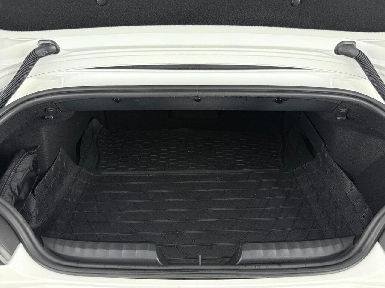 BMW Z4 thumbnail Boot