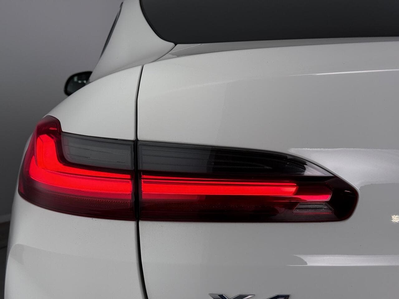BMW X4 thumbnail Lights Rear
