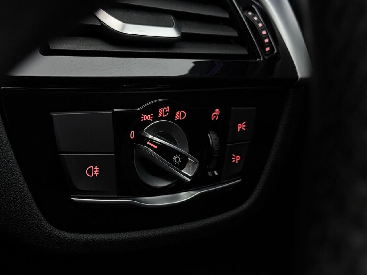 BMW 5 Series thumbnail Misc Controls