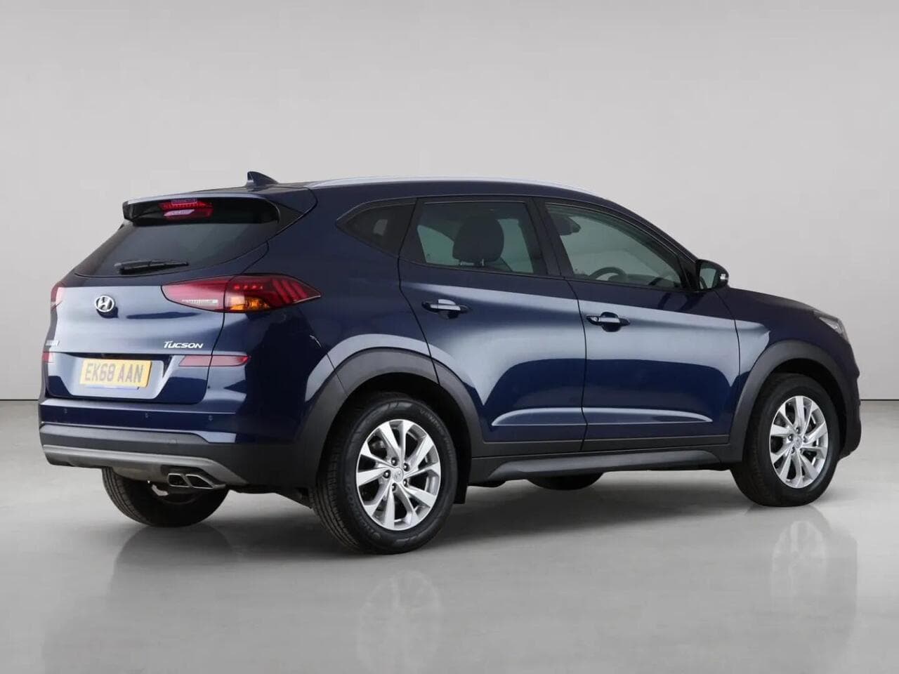 Hyundai TUCSON thumbnail Rear Right
