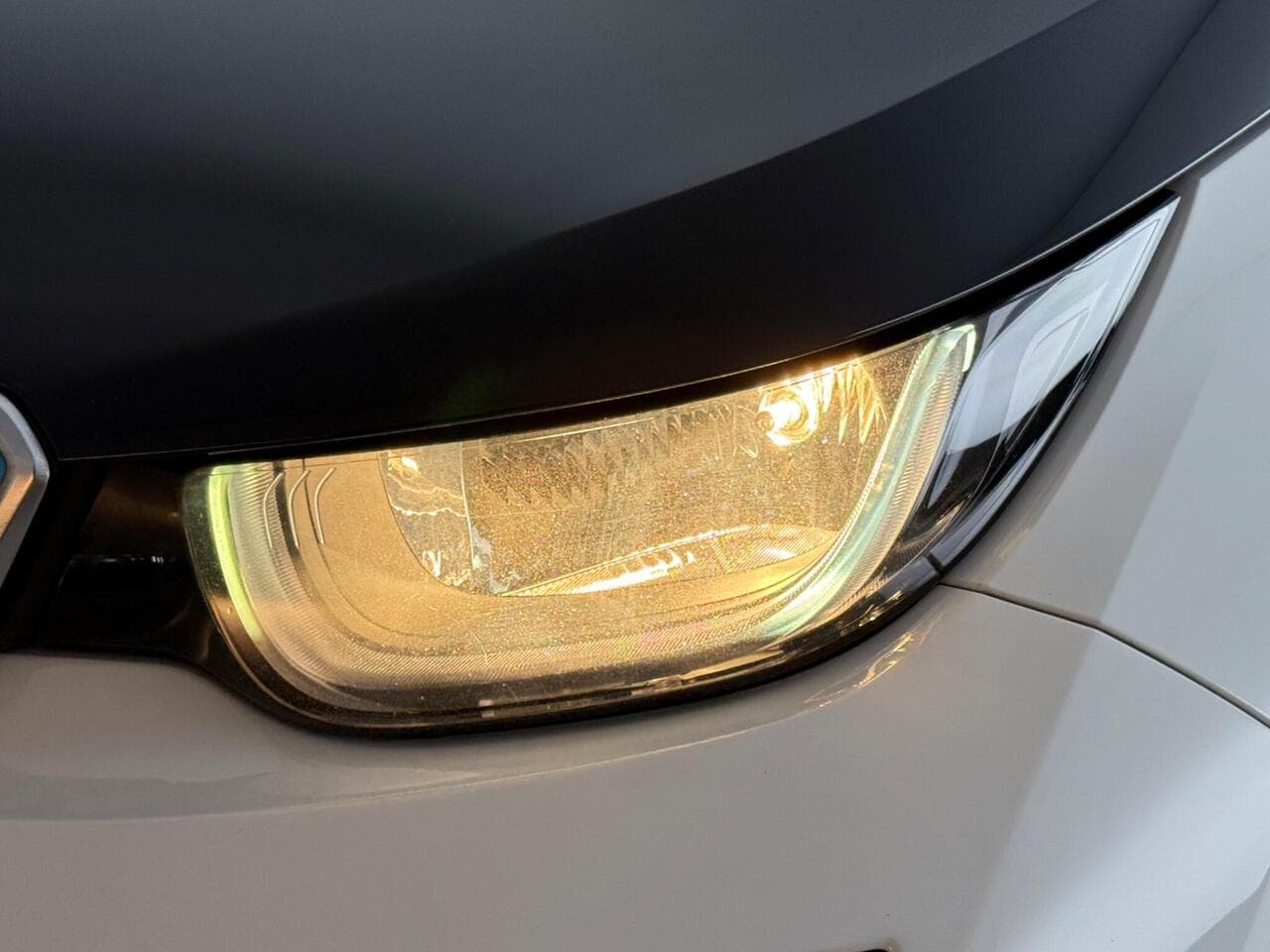 BMW i3 thumbnail Lights Front