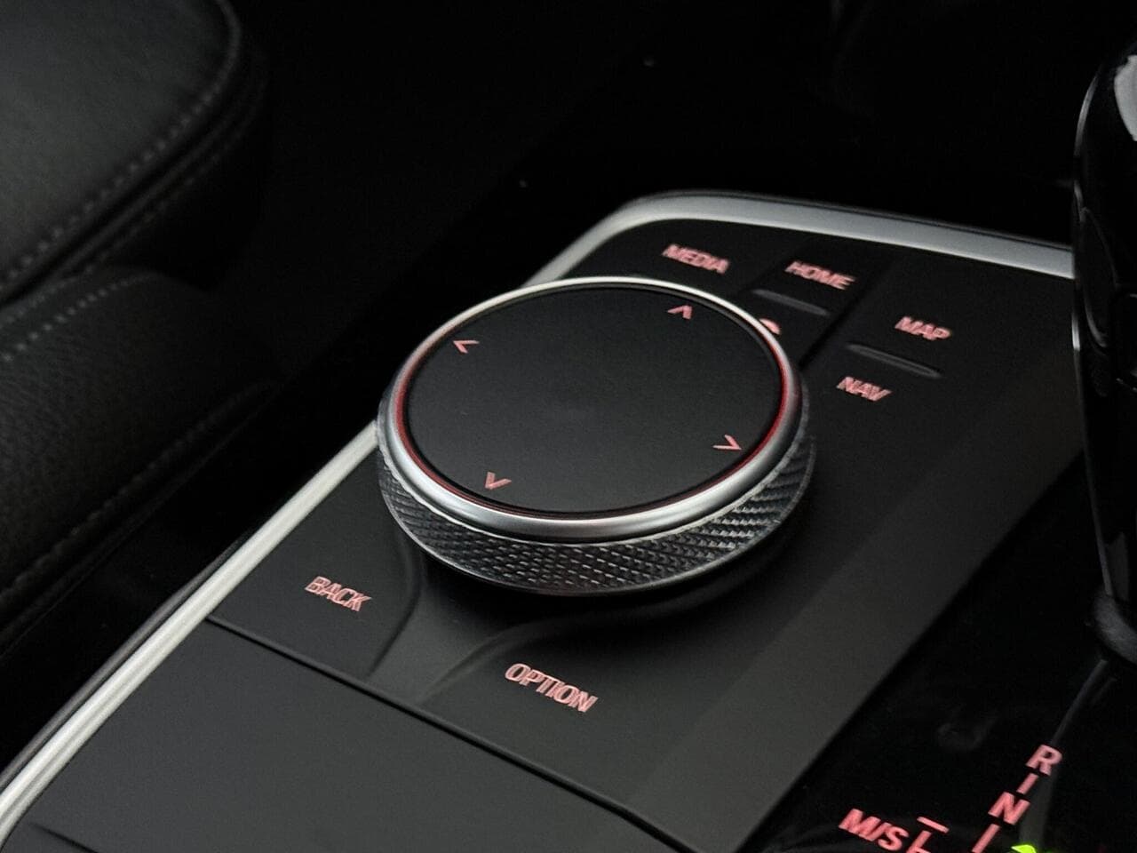 BMW 1 Series thumbnail Misc Controls