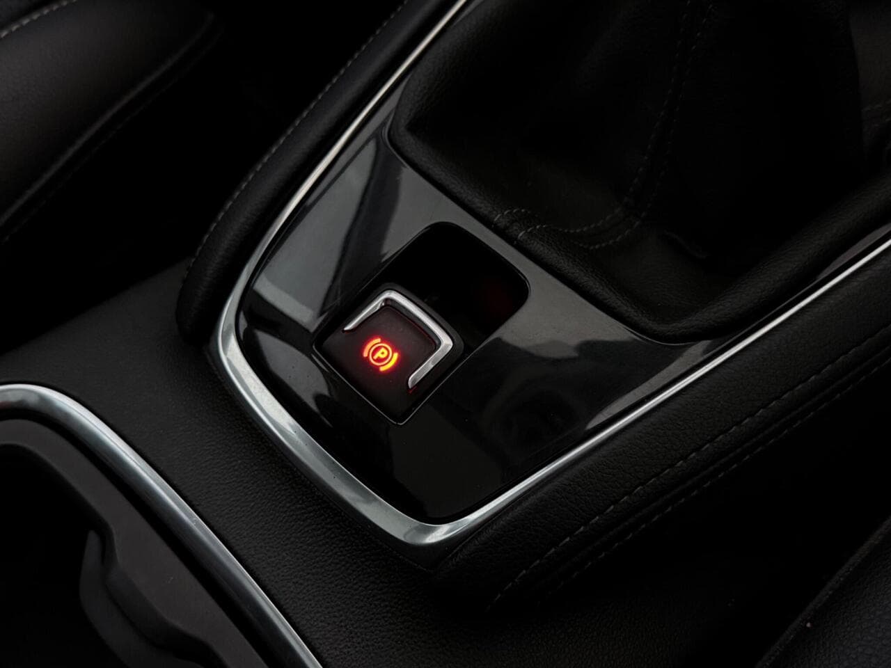 Vauxhall Grandland X thumbnail Misc Controls