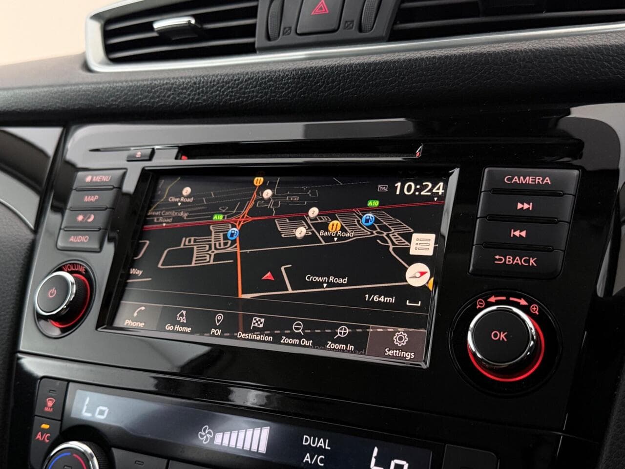 Nissan Qashqai thumbnail Infotainment System