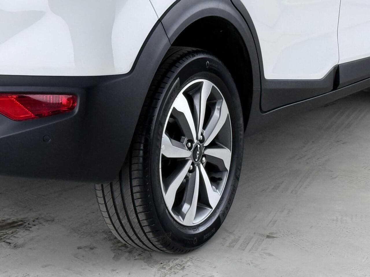 Kia Stonic thumbnail Wheel