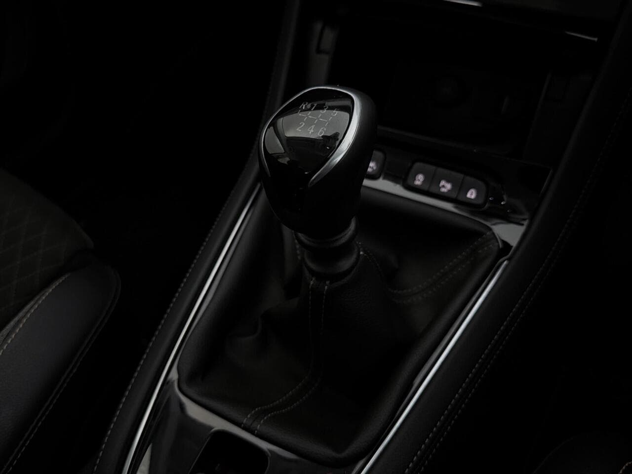 Vauxhall Grandland X thumbnail Misc Controls