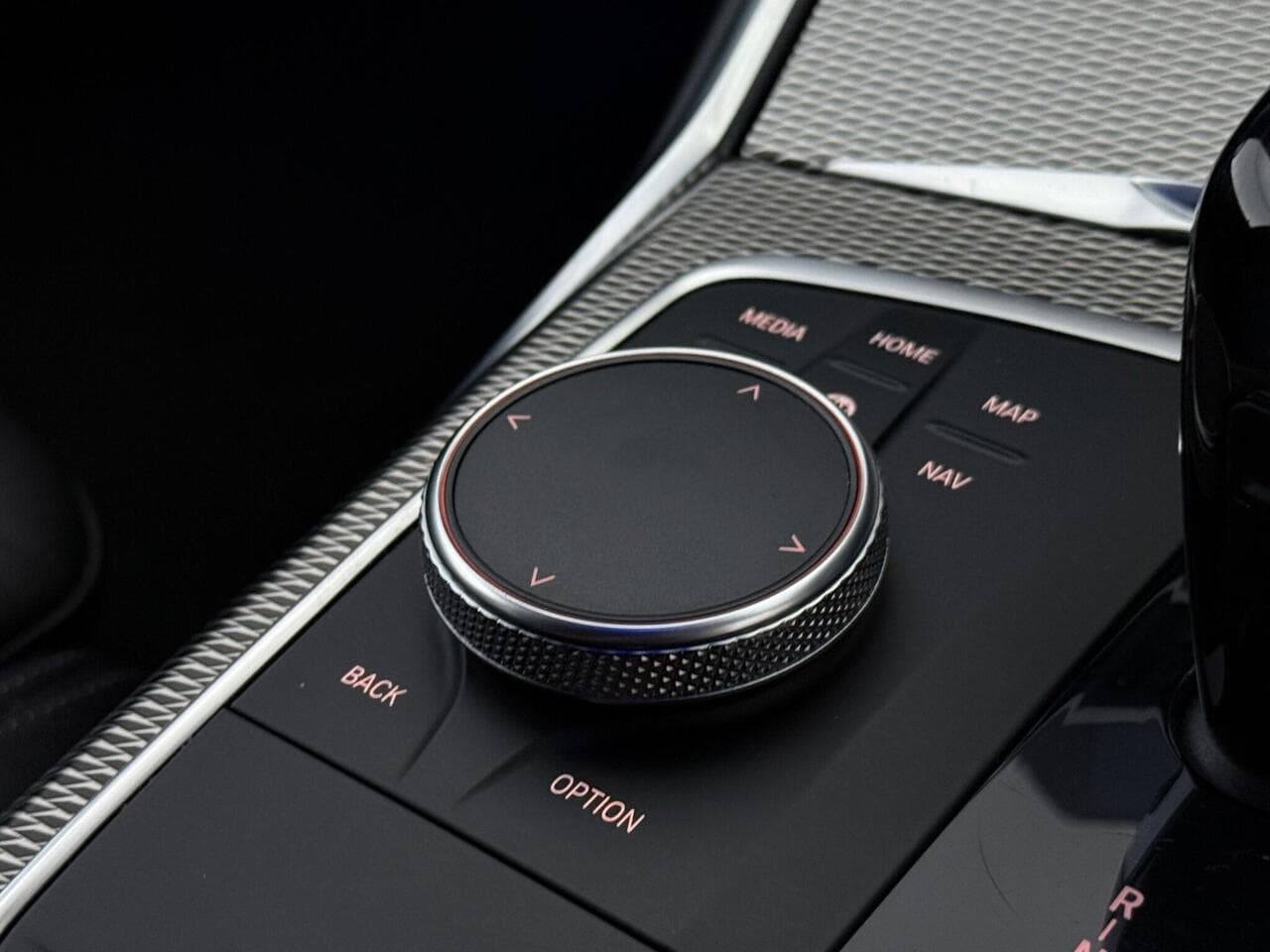 BMW 3 Series thumbnail Misc Controls