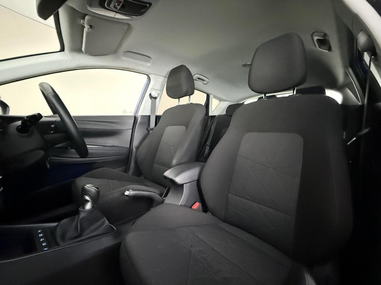 Hyundai BAYON thumbnail Seat Front Passenger
