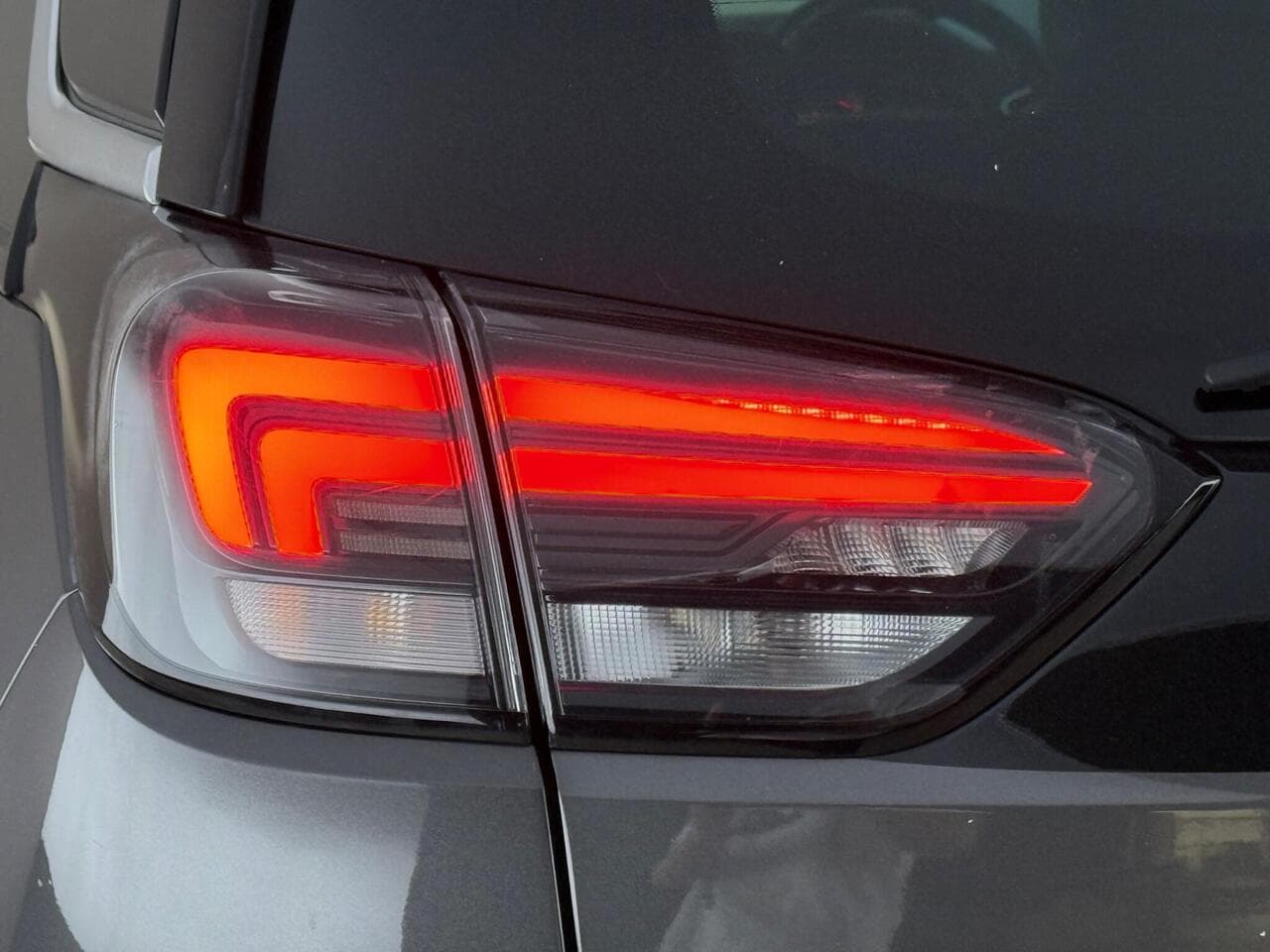 Vauxhall Crossland thumbnail Lights Rear