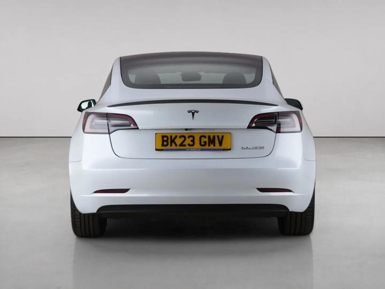 Tesla Model 3 thumbnail Rear