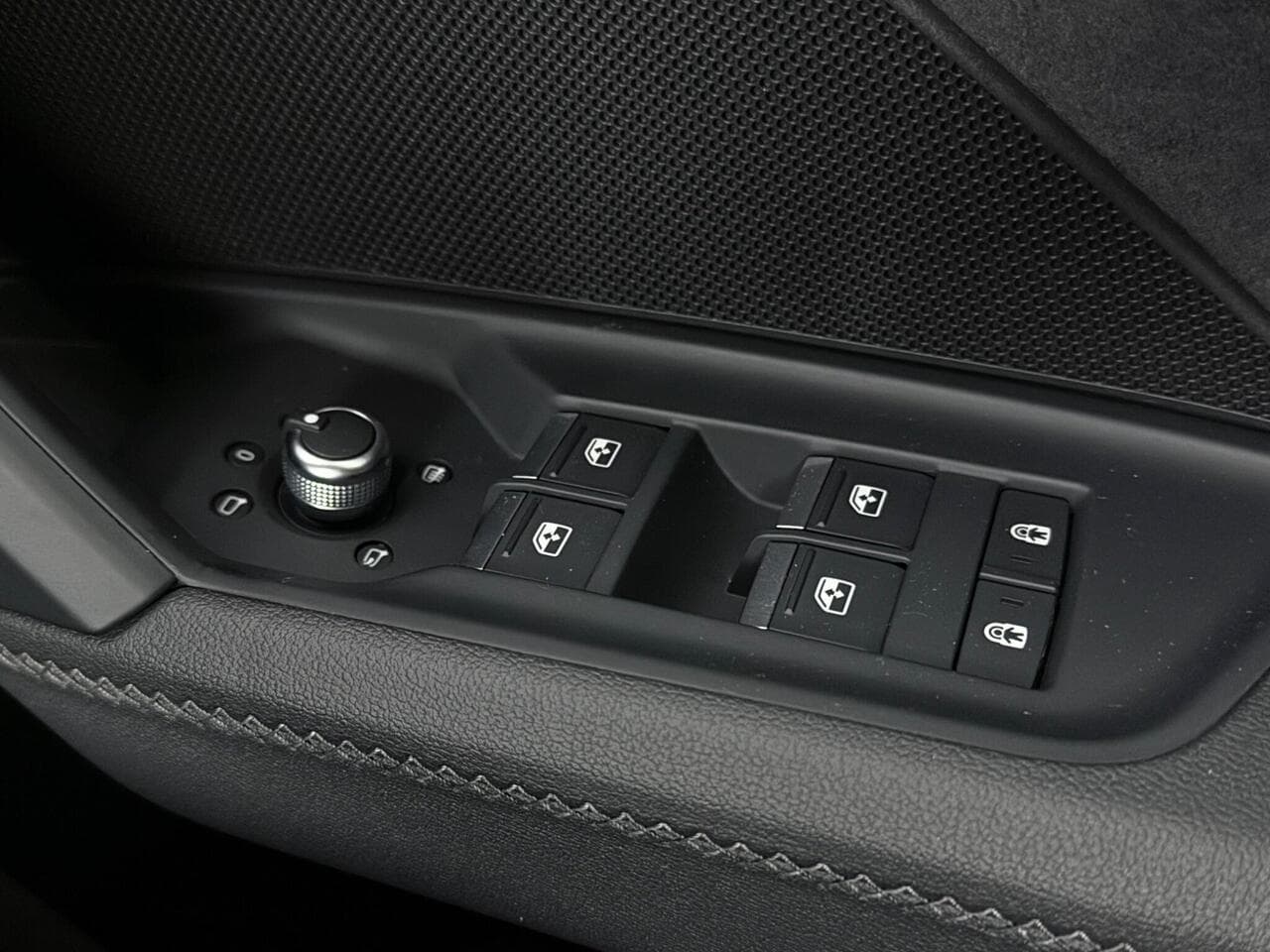 Audi A3 thumbnail Misc Controls