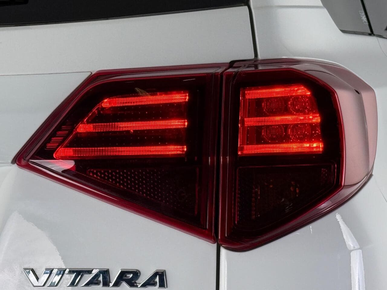 Suzuki Vitara thumbnail Lights Rear