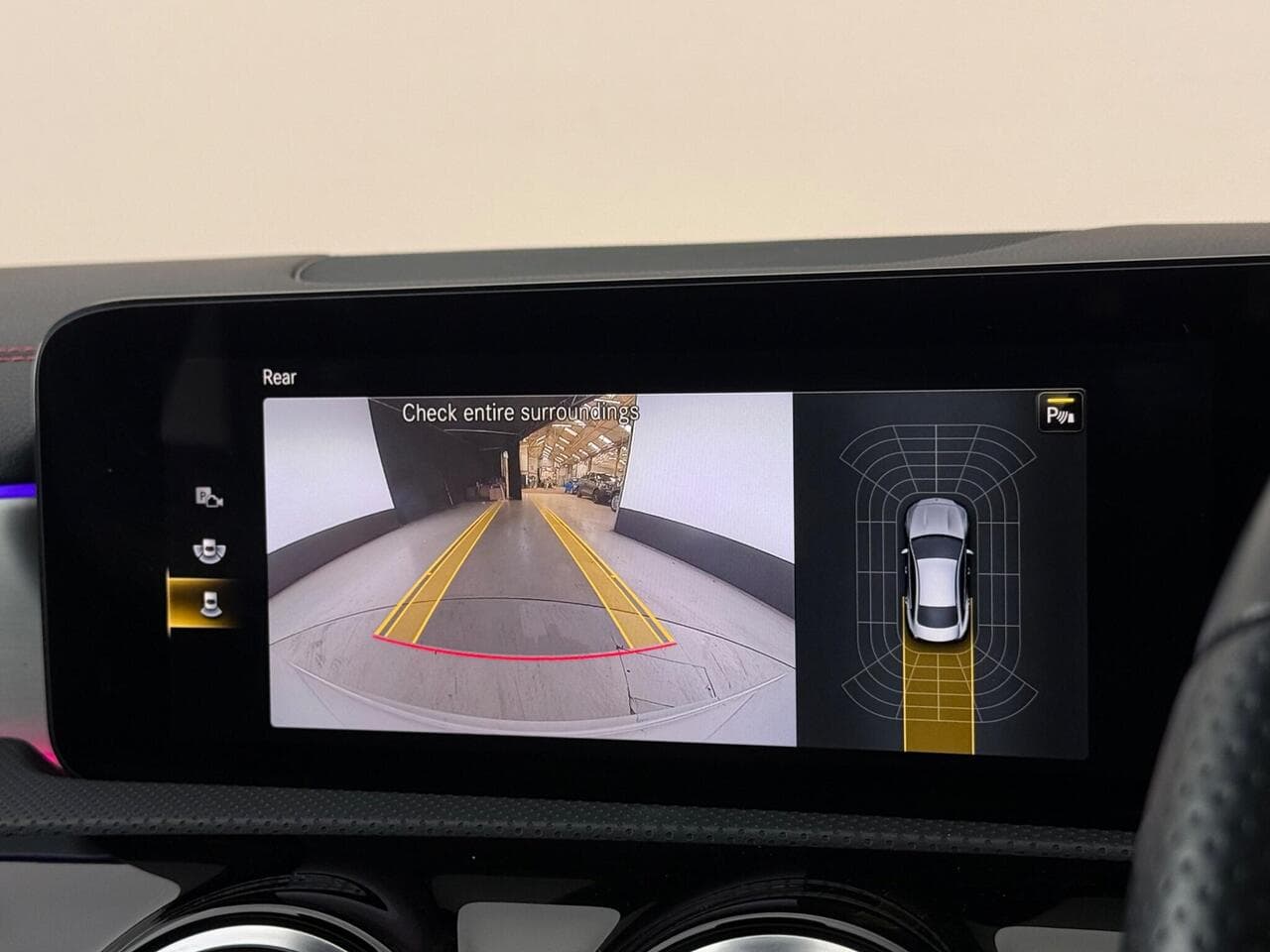 Mercedes-Benz CLA thumbnail Infotainment System