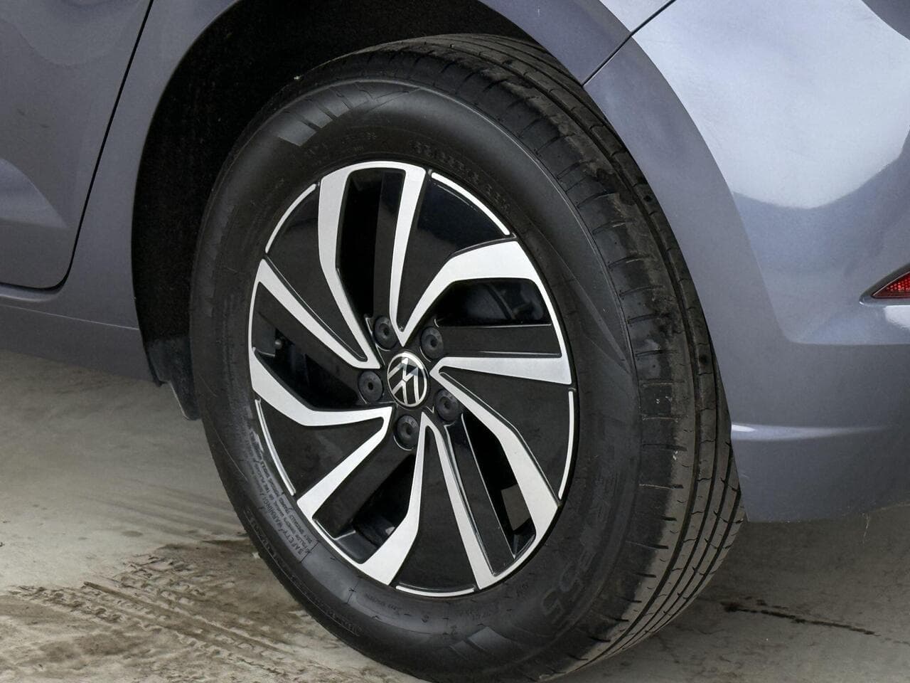 Volkswagen Polo thumbnail Wheel