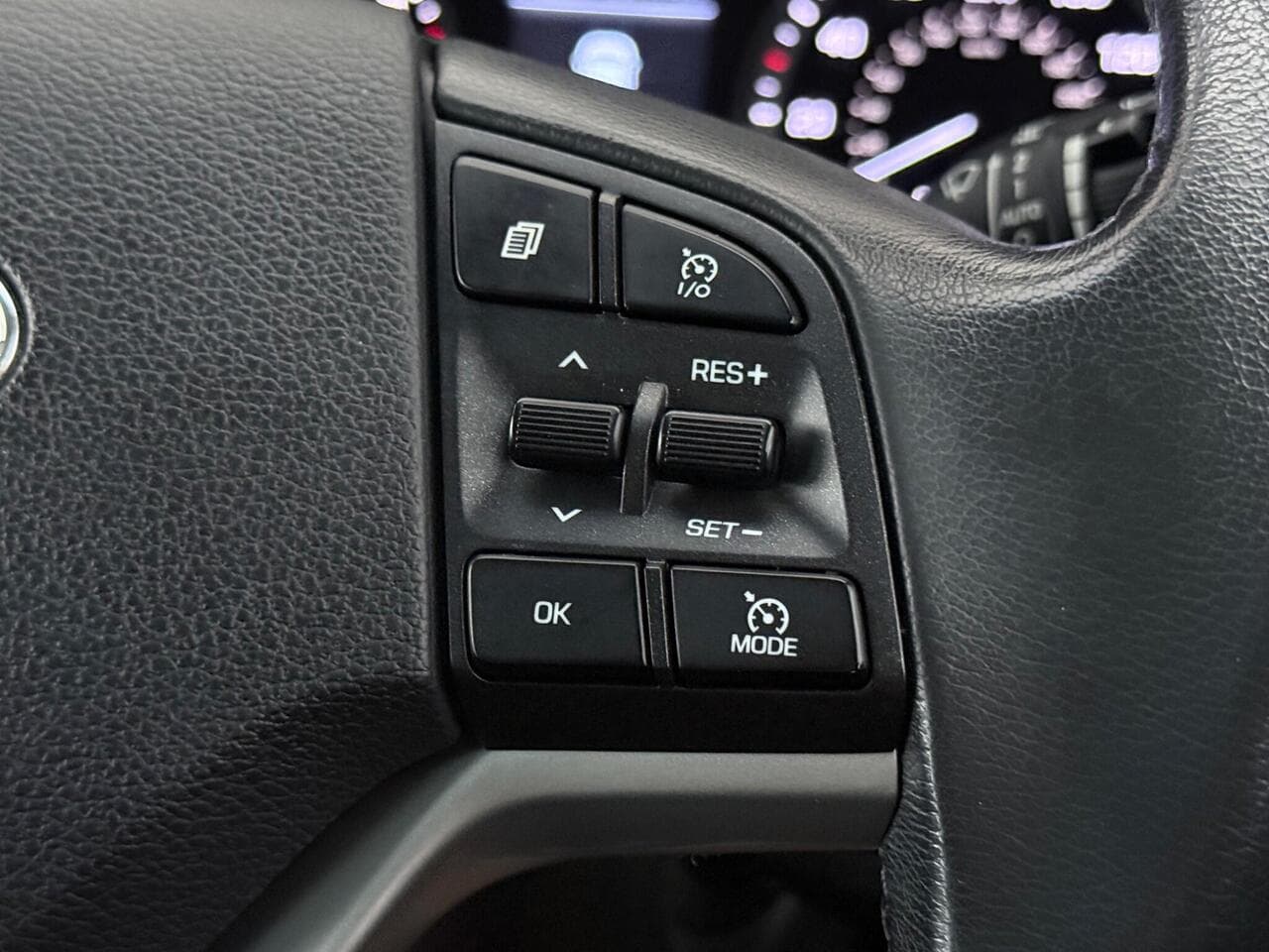 Hyundai TUCSON thumbnail Misc Controls