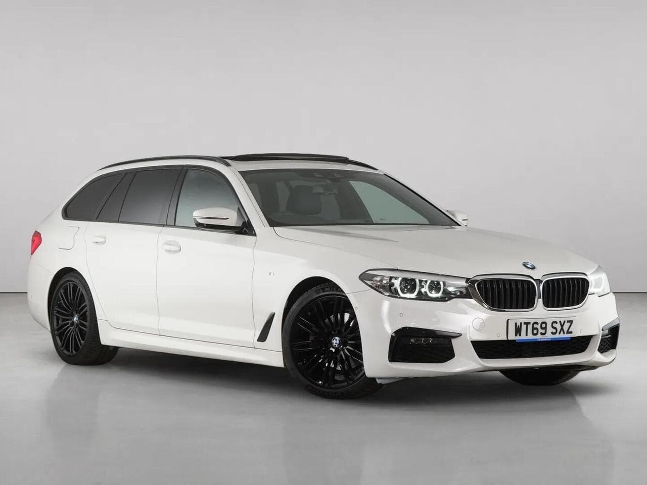 BMW 5 Series - BMW 5 Series 2.0 520d M Sport Touring 5dr Diesel Auto xDrive Euro 6 (s/s) (190 ps)