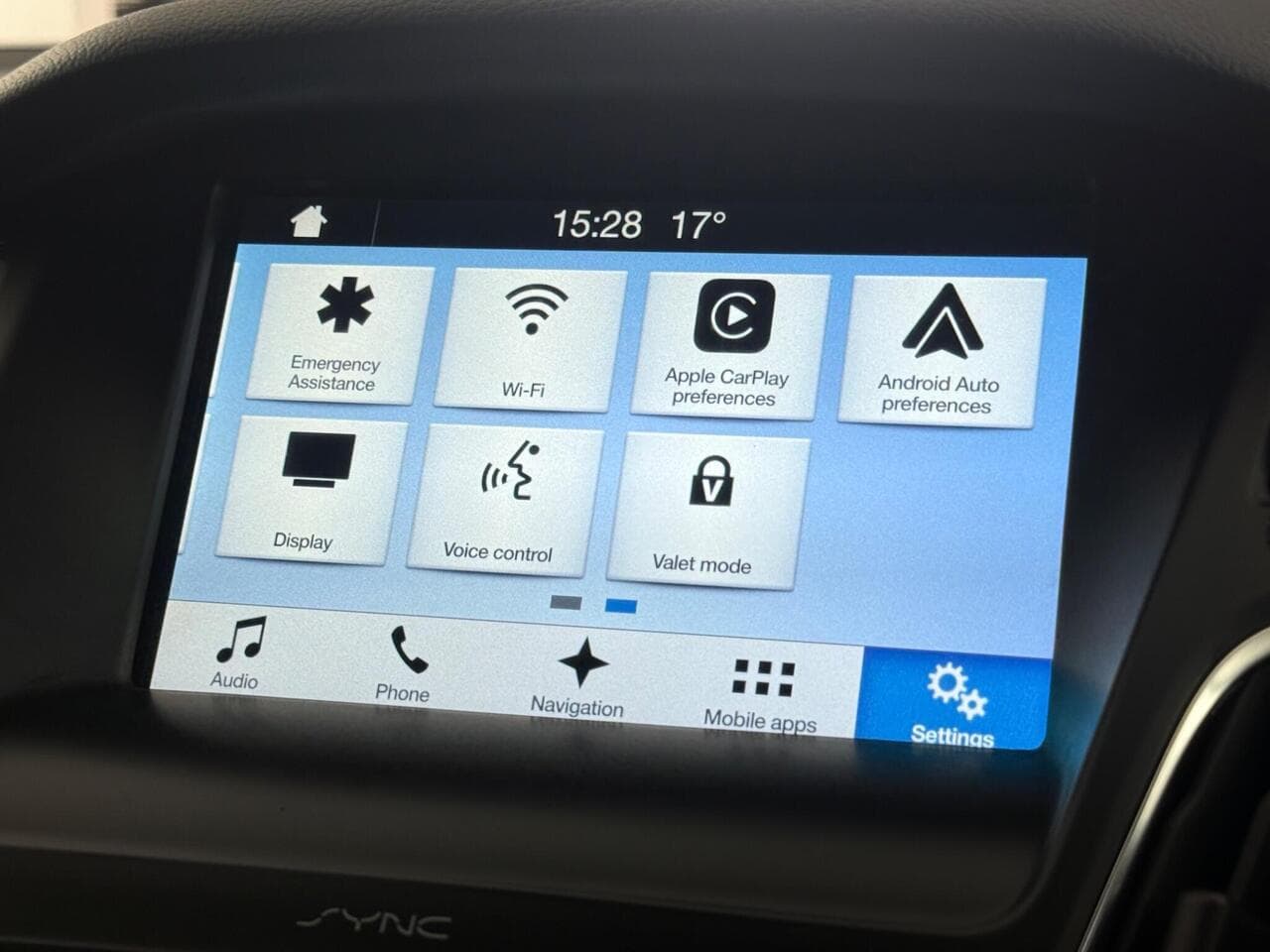 Ford Focus thumbnail Infotainment System