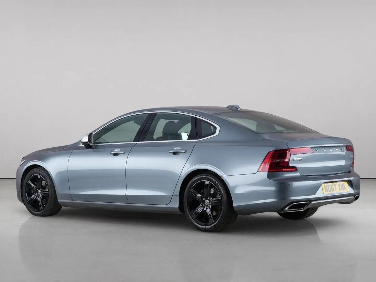 Volvo S90 thumbnail Rear Left