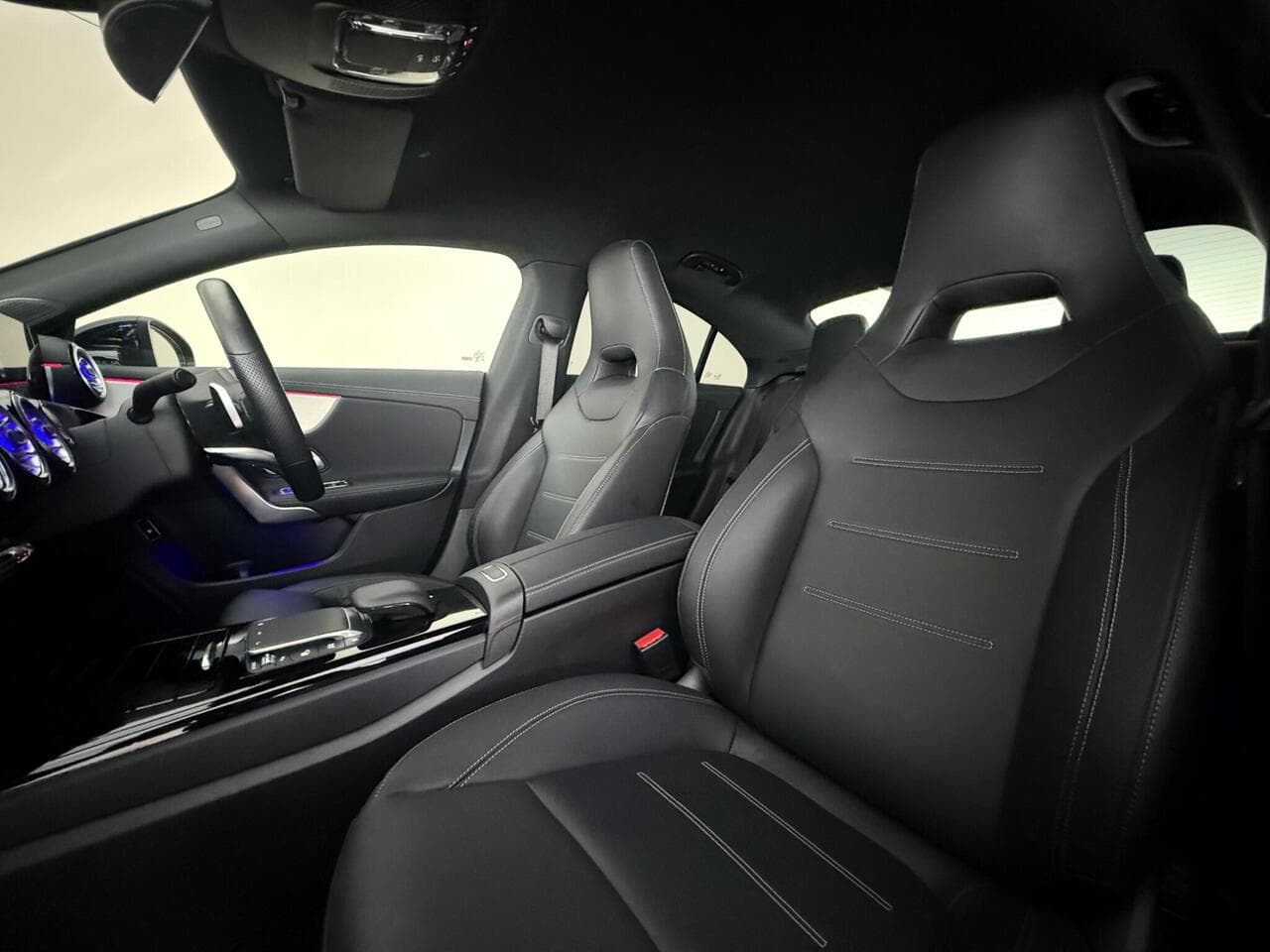 Mercedes-Benz CLA thumbnail Seat Front Passenger