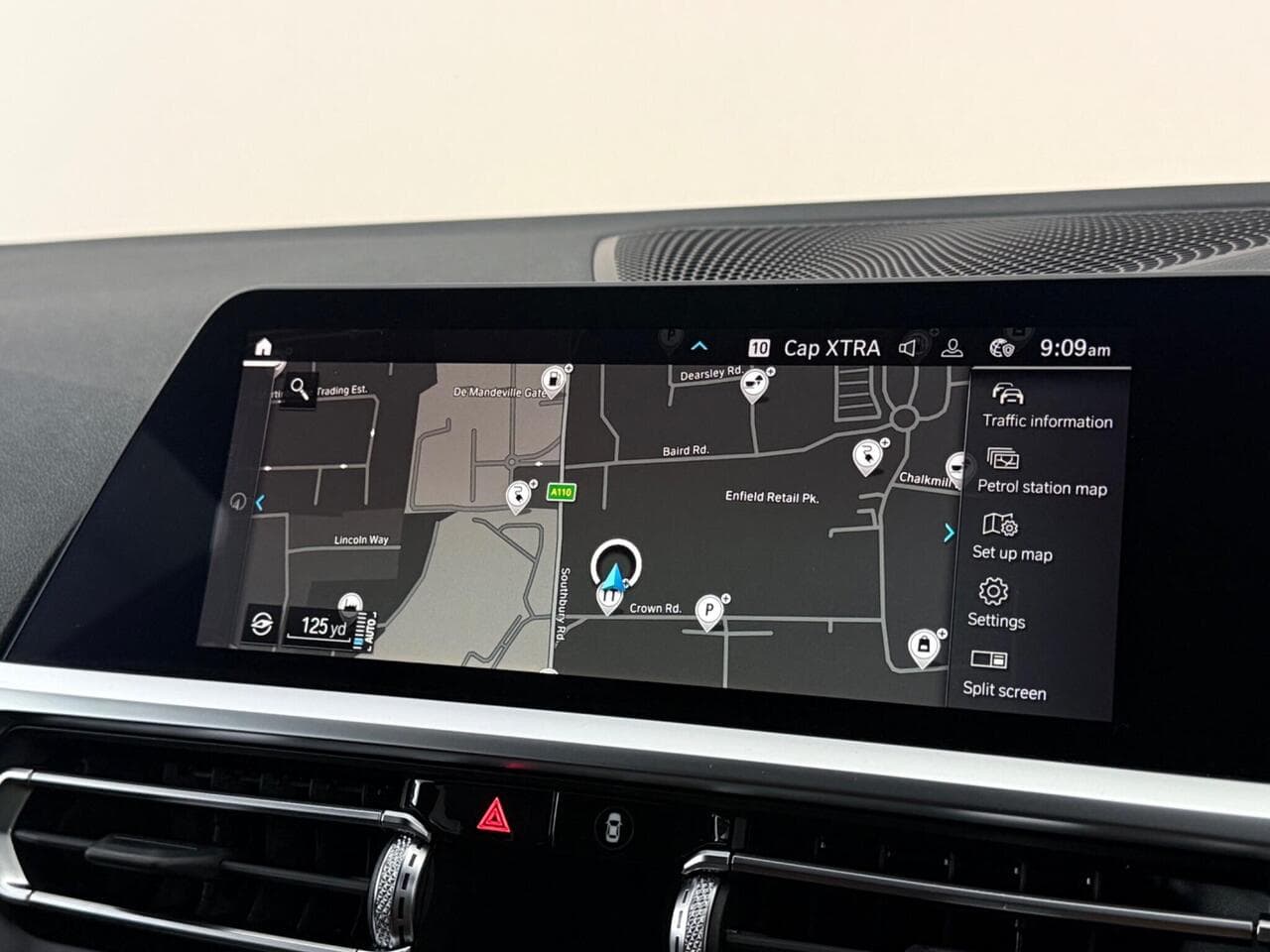 BMW 3 Series thumbnail Infotainment System