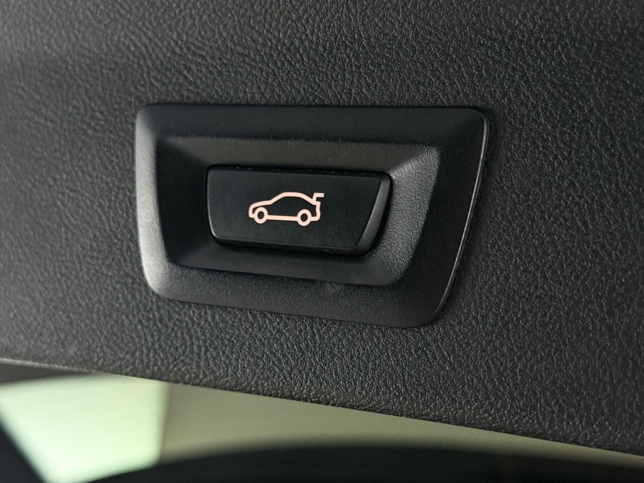 BMW X3 thumbnail Misc Controls