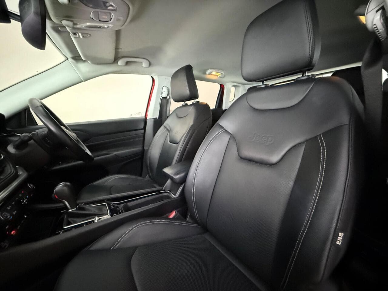 Jeep Compass thumbnail Seat Front Passenger