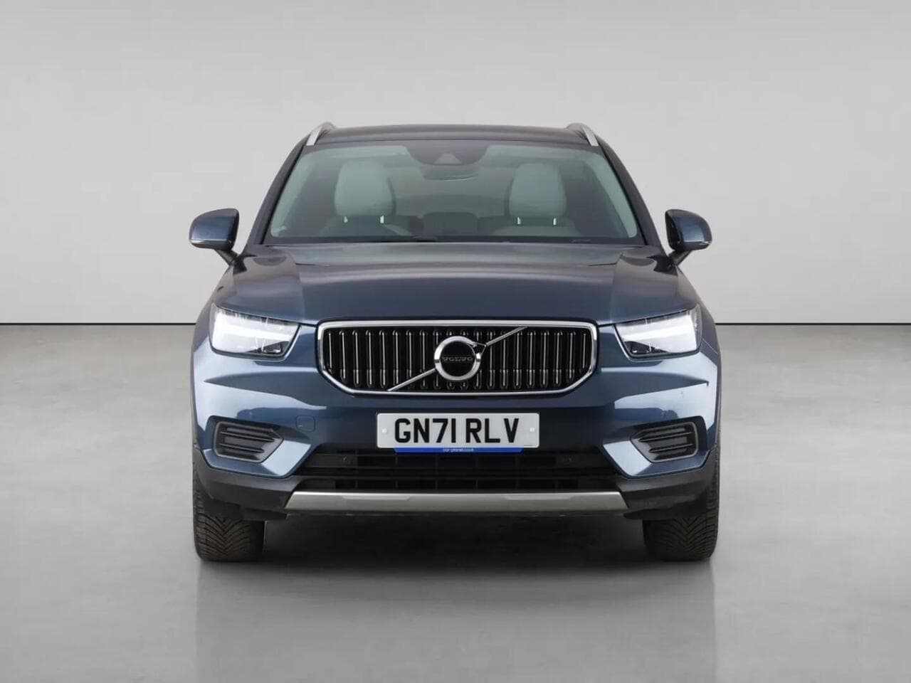 Volvo XC40 thumbnail Front