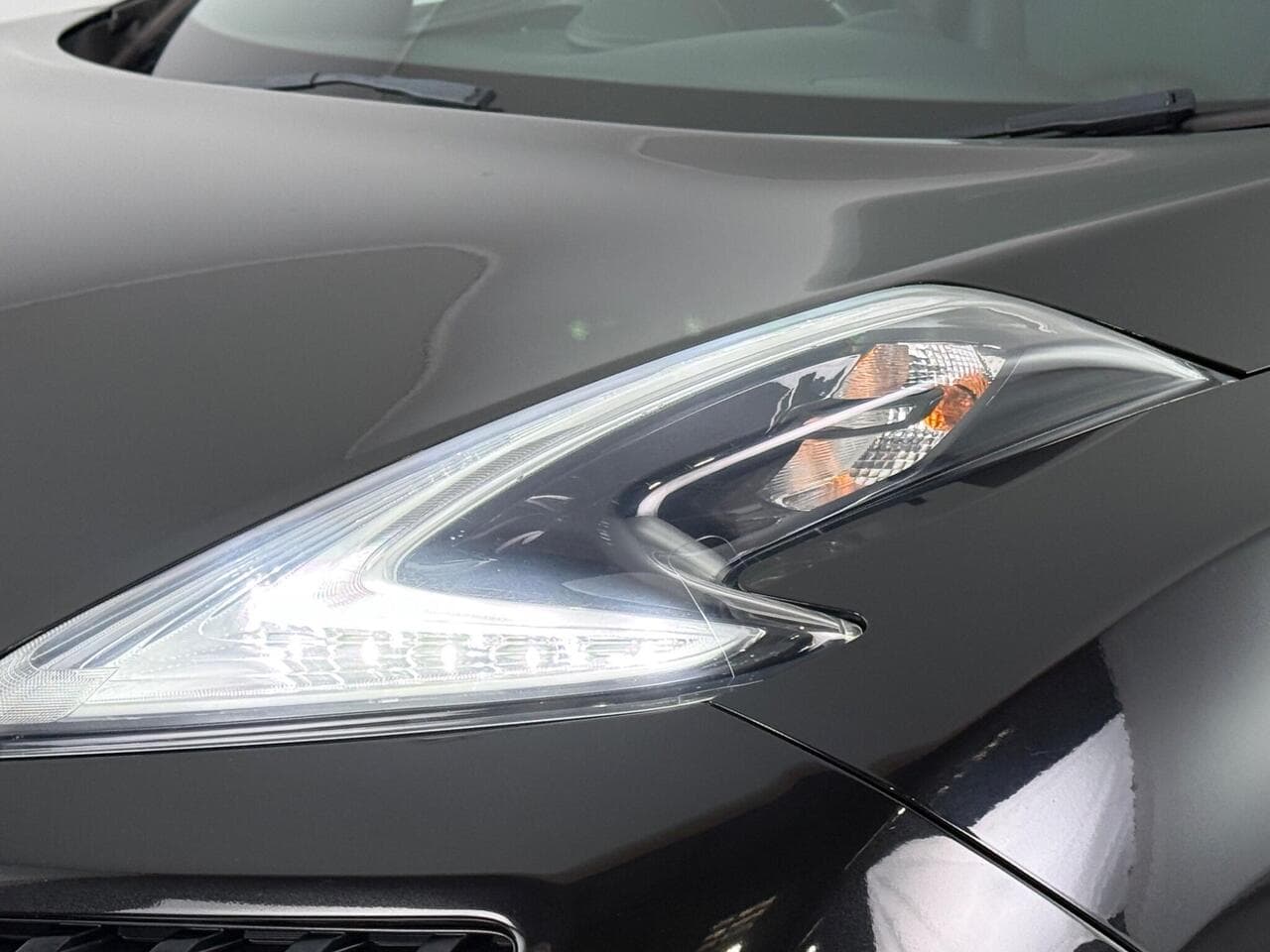 Nissan Juke thumbnail Lights Front