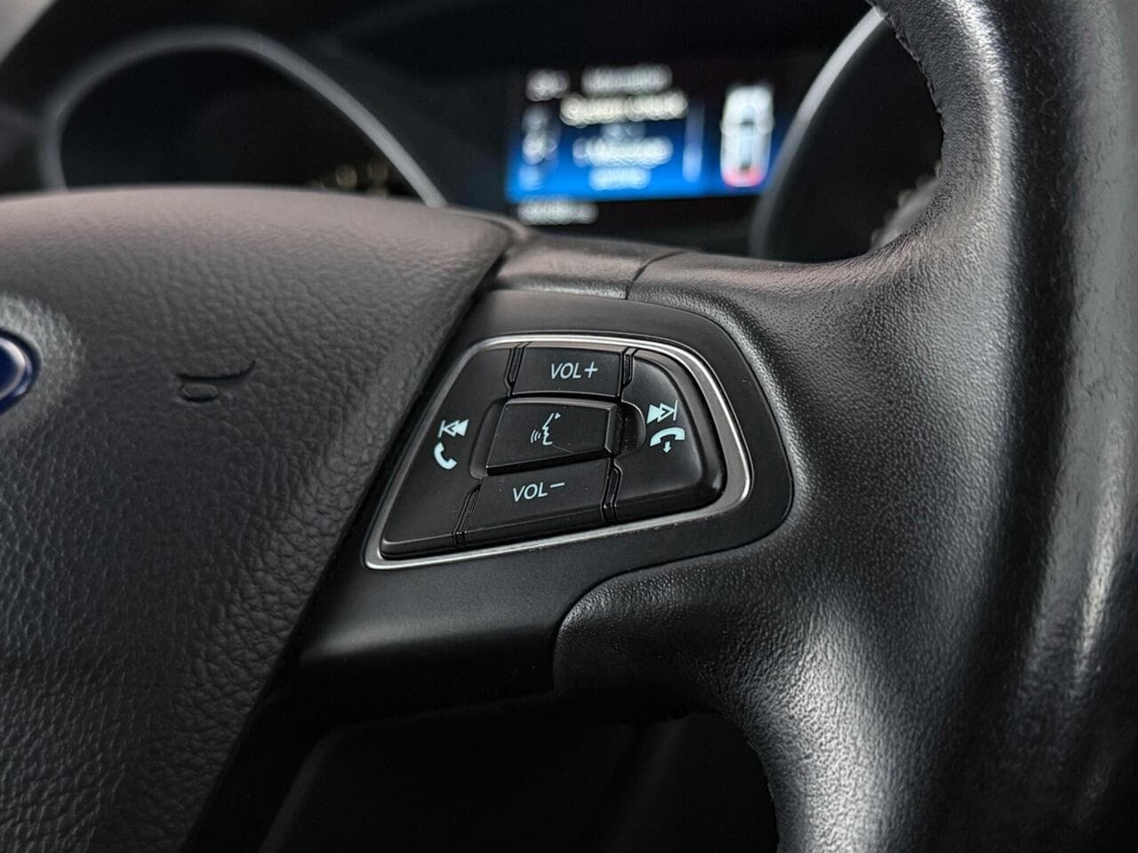 Ford Focus thumbnail Misc Controls
