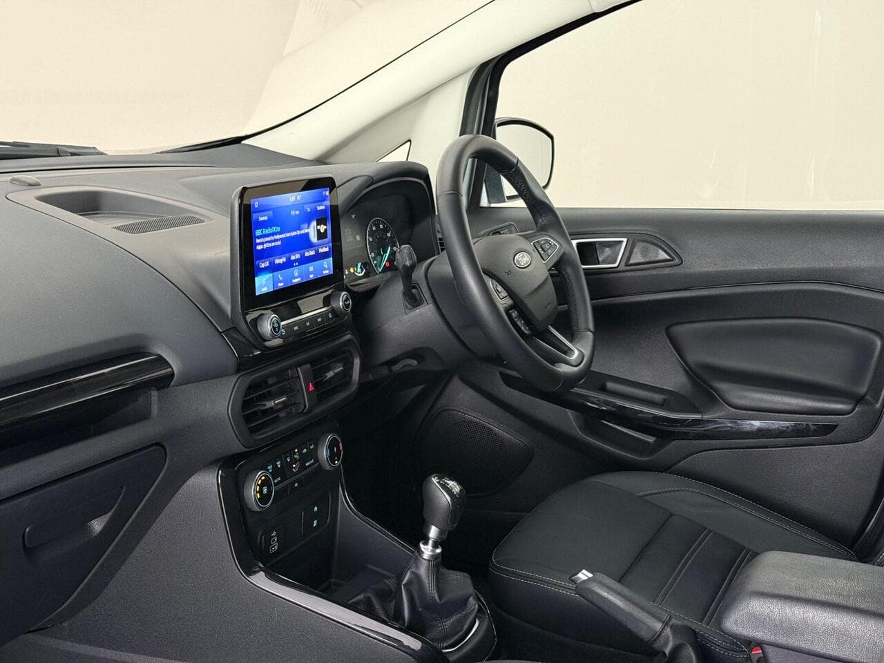 Ford EcoSport thumbnail Interior Front
