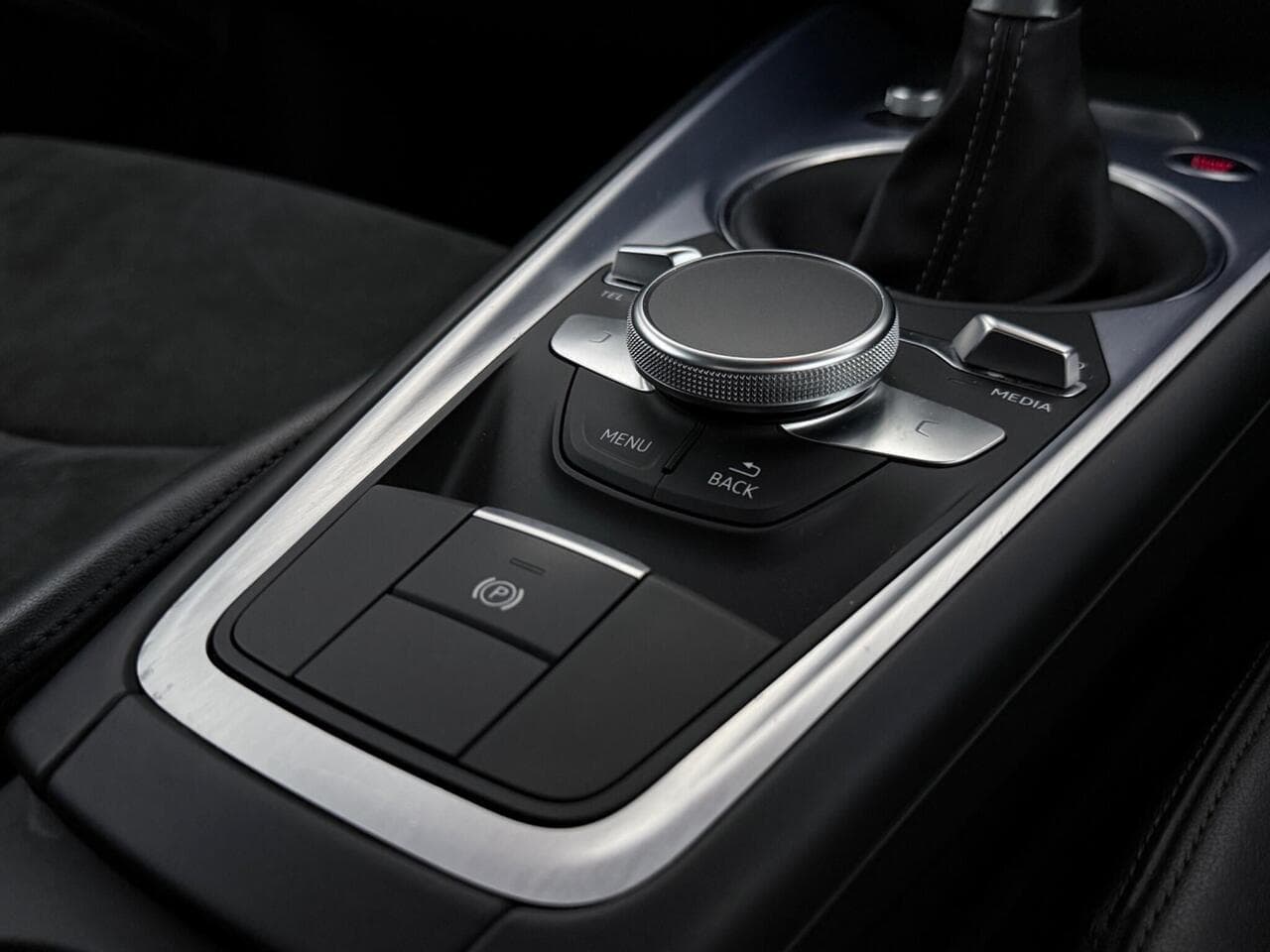 Audi TT thumbnail Misc Controls