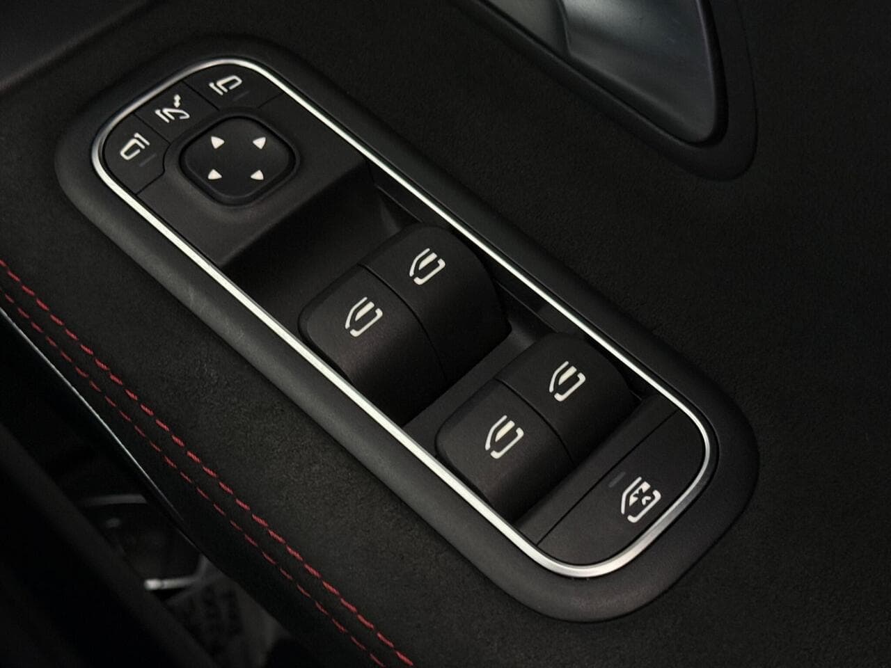 Mercedes-Benz A Class thumbnail Misc Controls