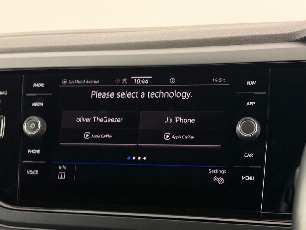 Volkswagen Polo thumbnail Infotainment System