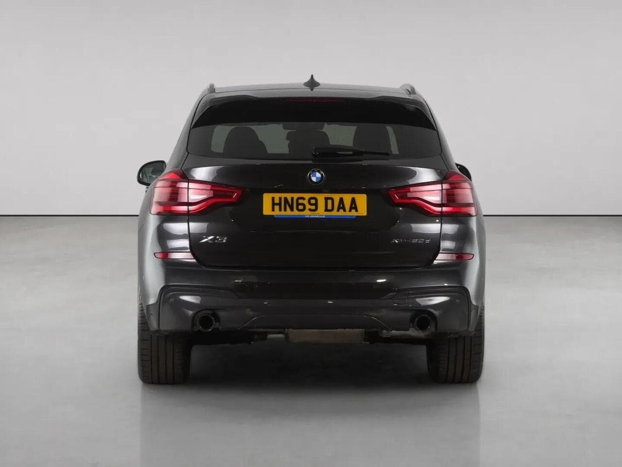 BMW X3 thumbnail Rear