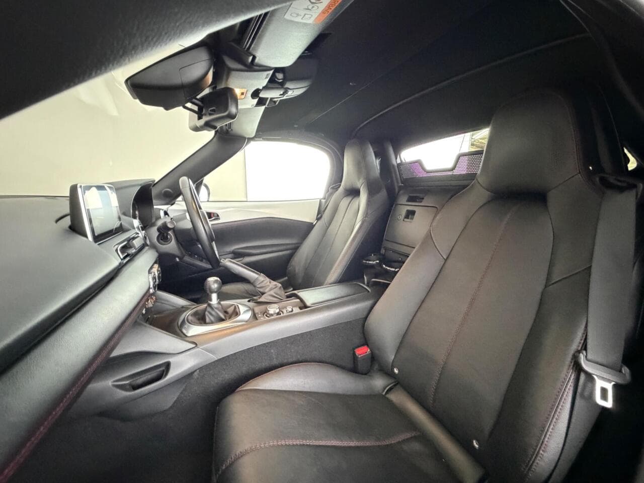Mazda MX-5 thumbnail Seat Front Passenger