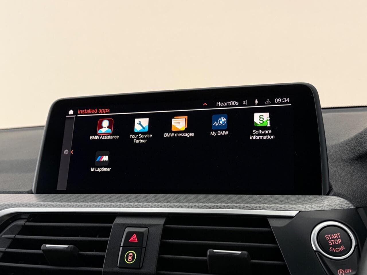BMW X3 thumbnail Infotainment System