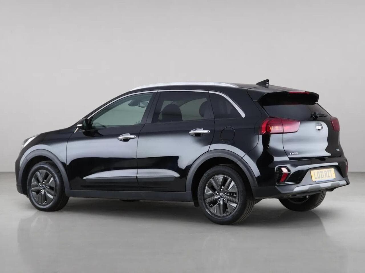Kia Niro thumbnail Side Left