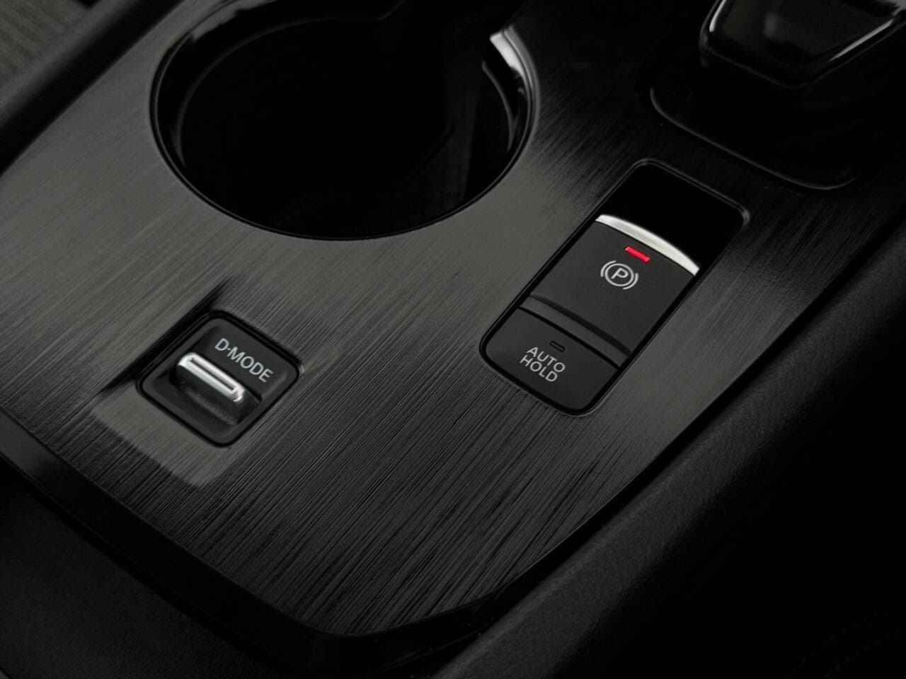 Nissan X-Trail thumbnail Misc Controls