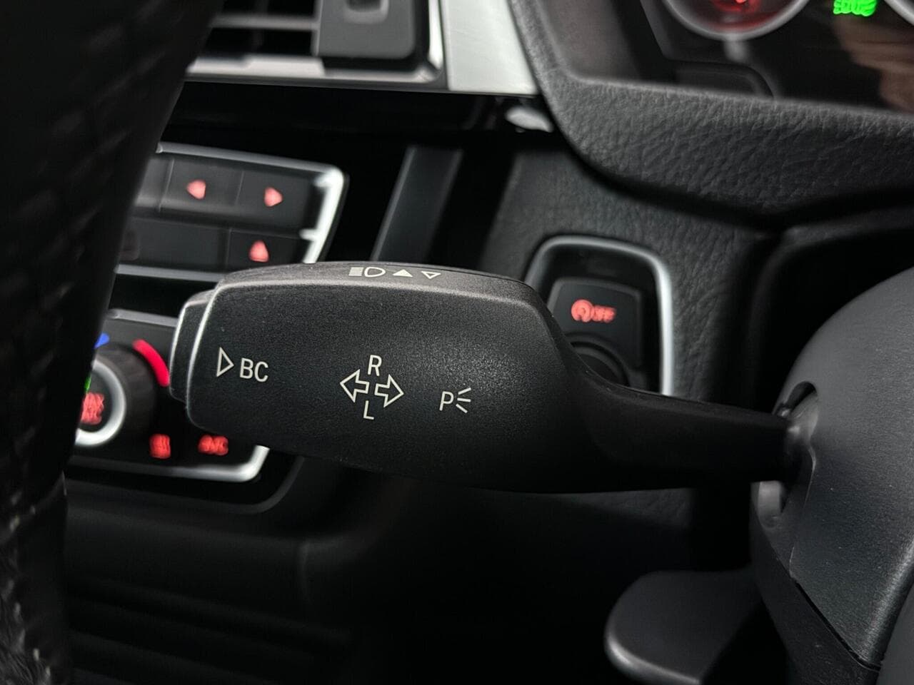 BMW 4 Series thumbnail Misc Controls