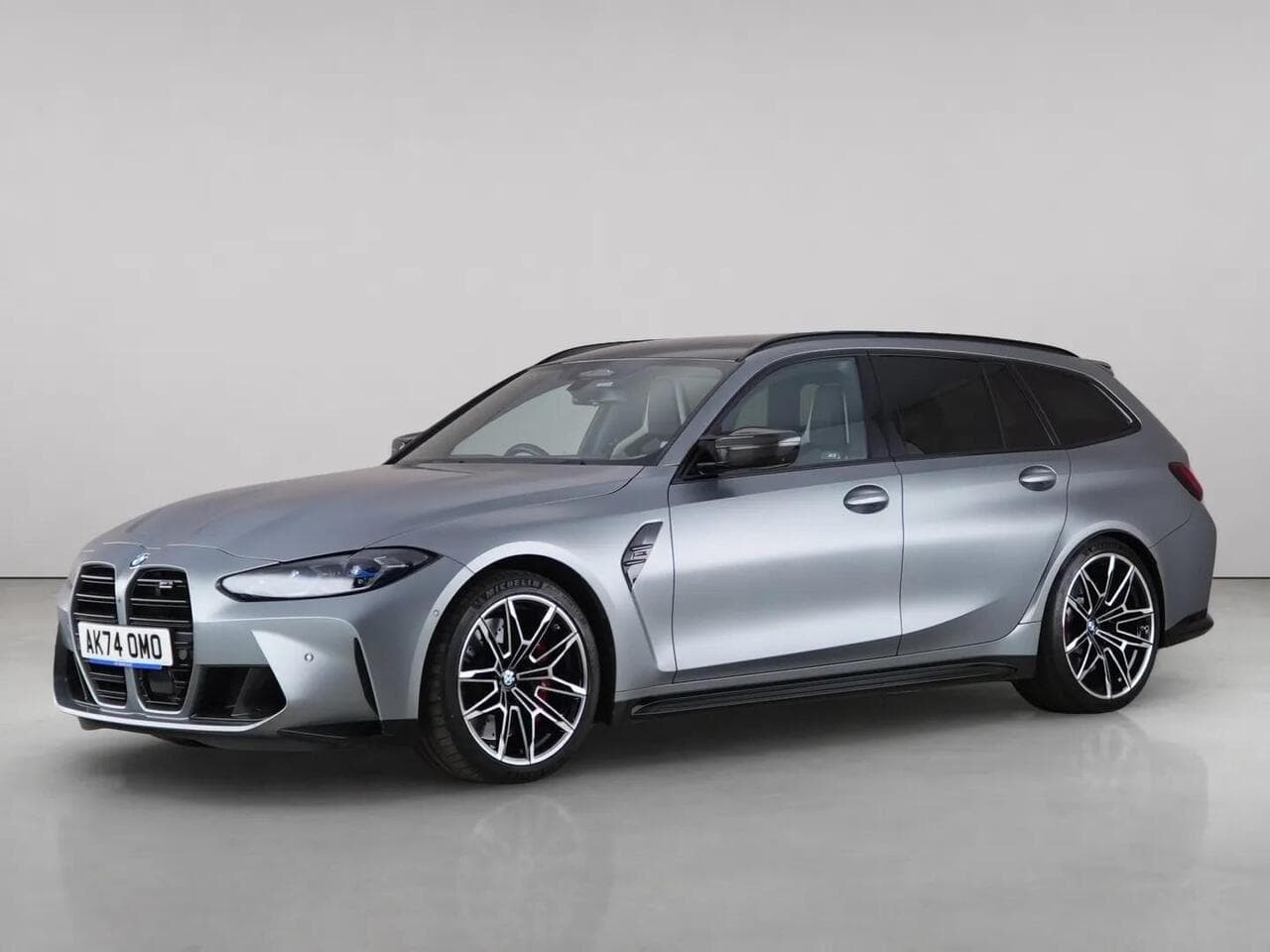 BMW M3 thumbnail Front Left