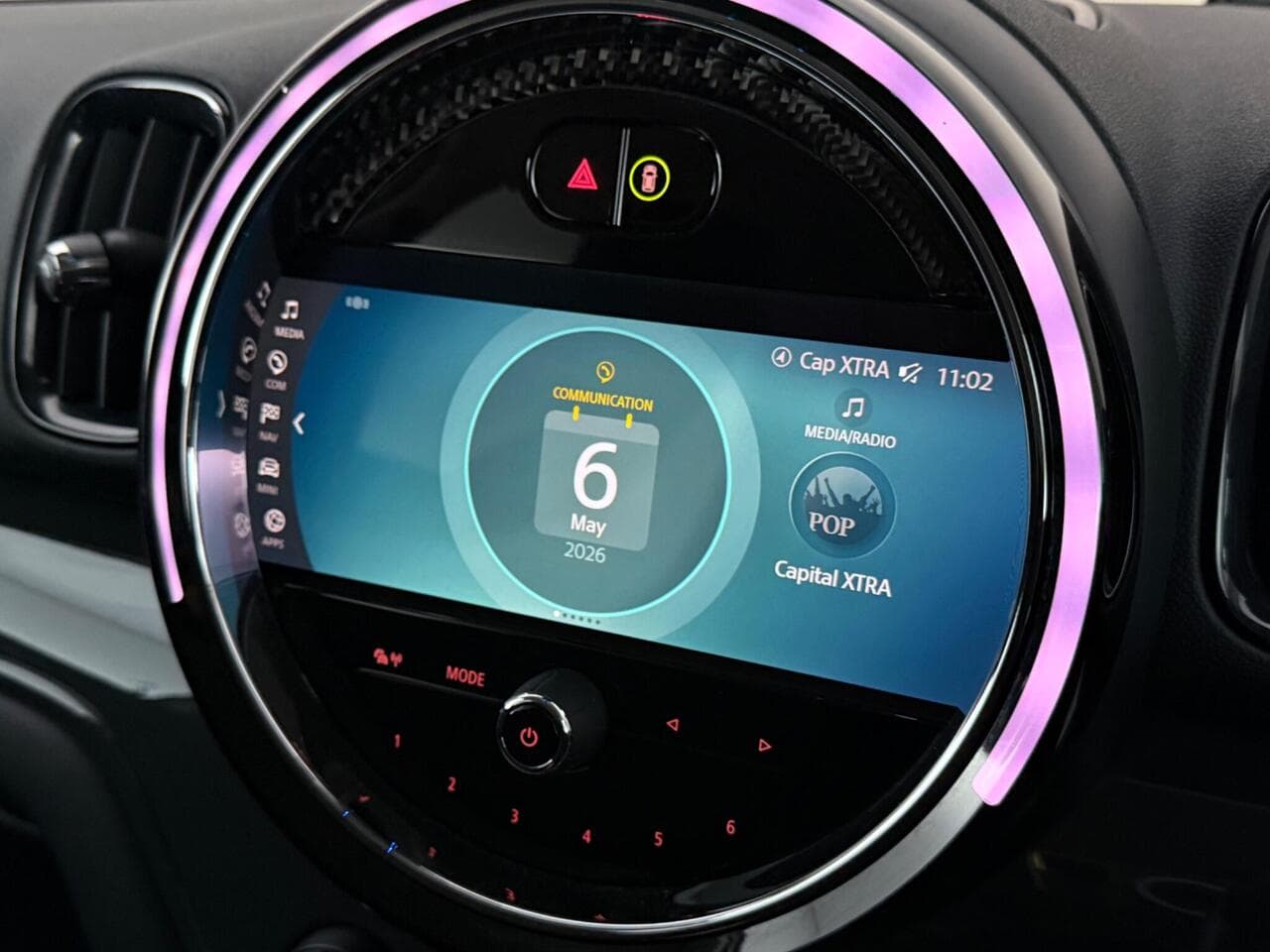 MINI Countryman thumbnail Infotainment System
