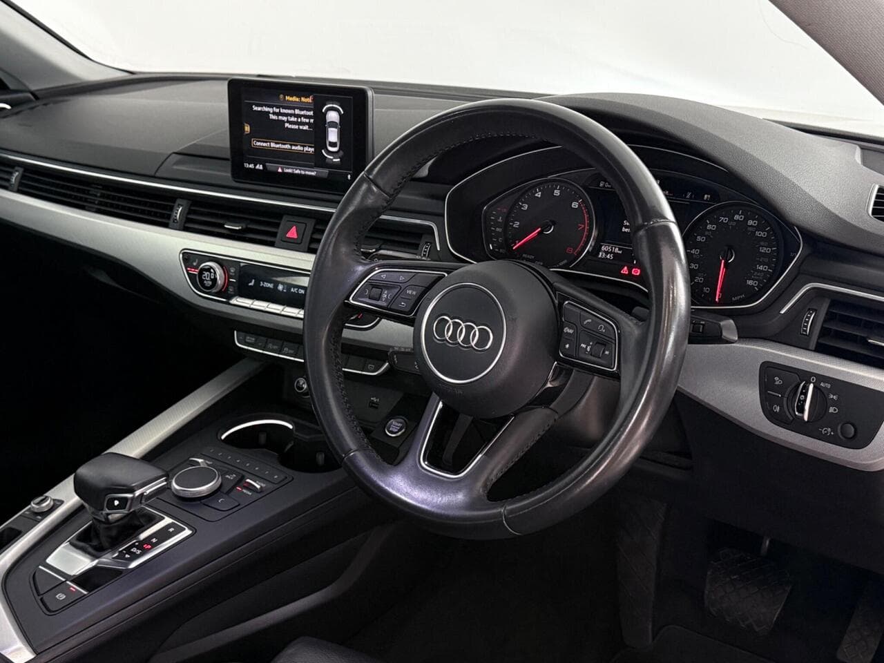 Audi A5 thumbnail Steering Wheel