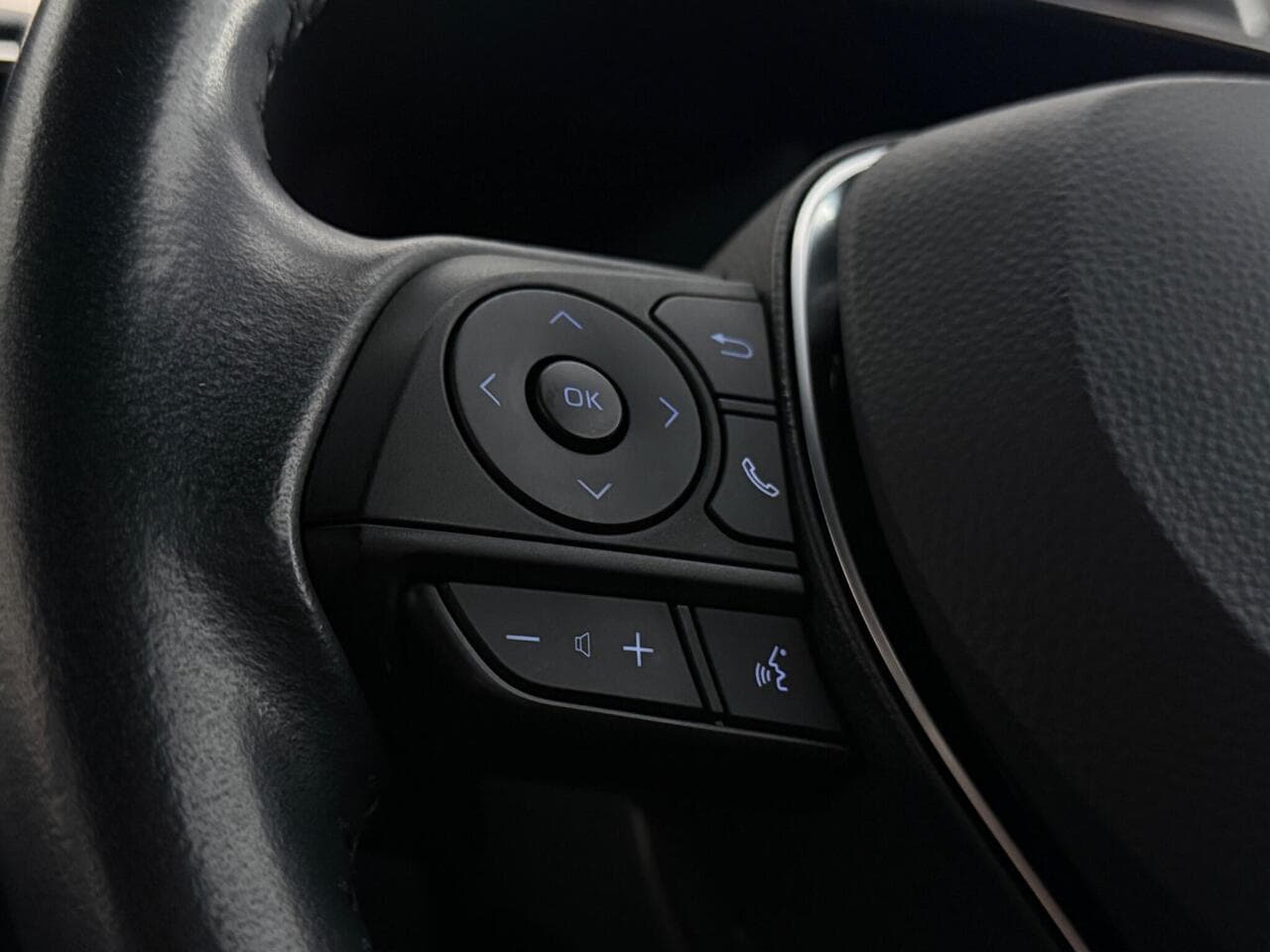 Toyota Corolla thumbnail Misc Controls